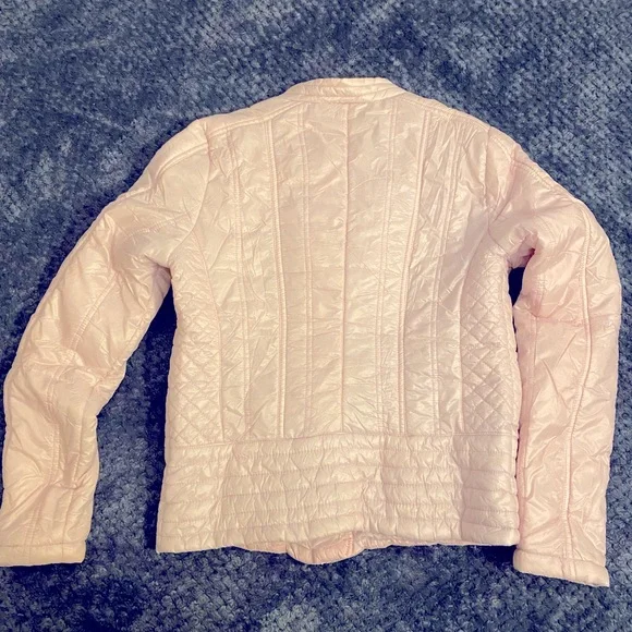 💞Guess Winter Jacket💞 - Picture 3 of 4